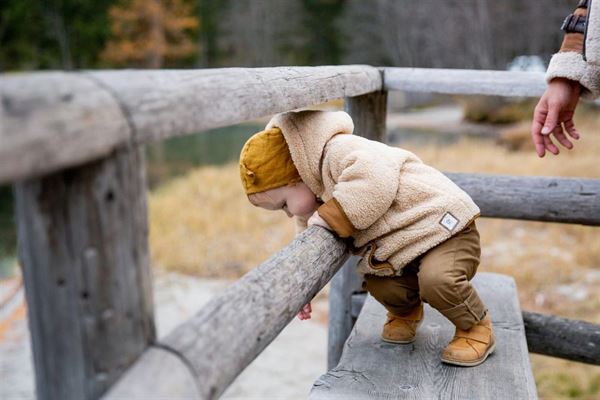 Trænger dit barn til nyt, smart og praktisk tøj?